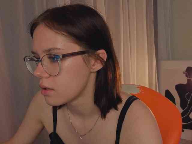 MiaLuw webcam