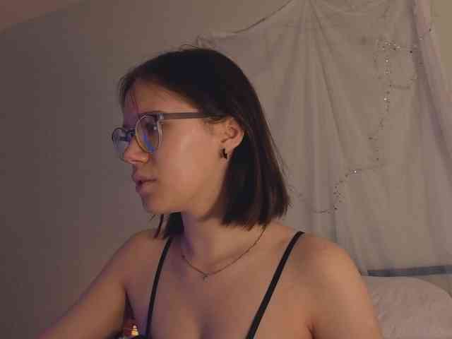 MiaLuw webcam
