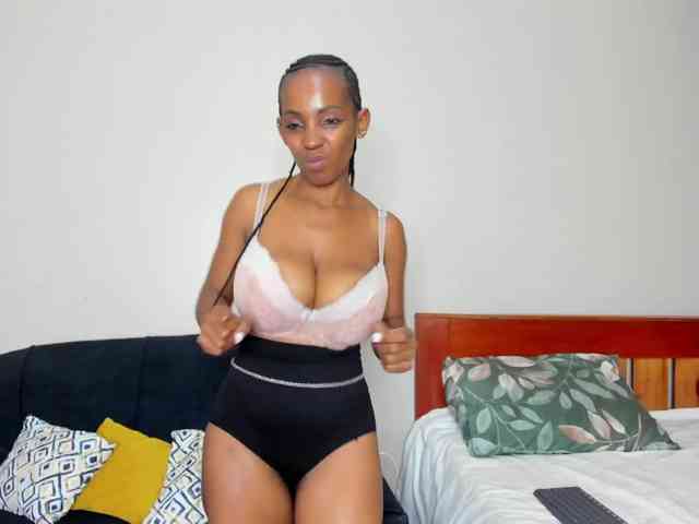Aalisha-Jade webcam