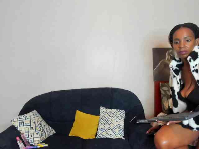 Aalisha-Jade webcam
