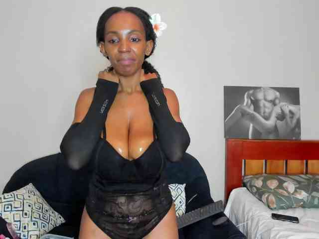 Aalisha-Jade webcam