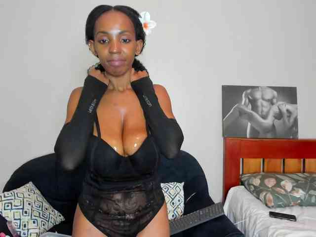 Aalisha-Jade webcam