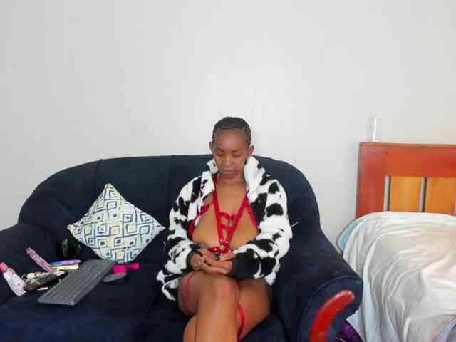 Aalisha-Jade webcam