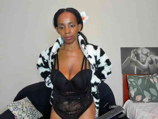 Aalisha-Jade webcam