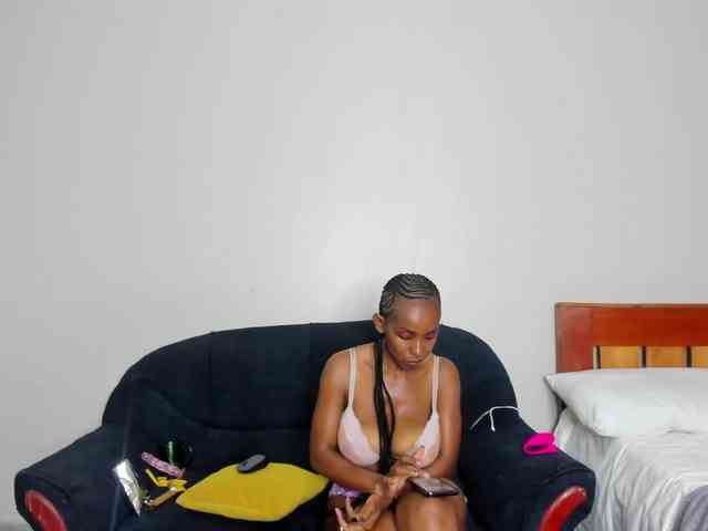 Aalisha-Jade webcam