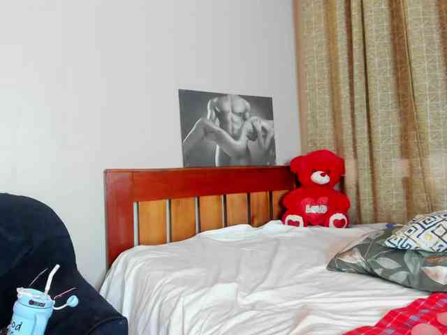 Aalisha-Jade webcam