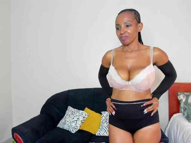 Aalisha-Jade webcam