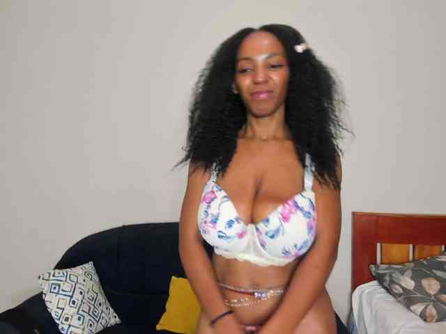 Aalisha-Jade webcam