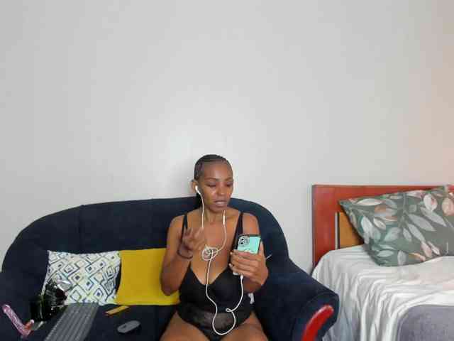 Aalisha-Jade webcam