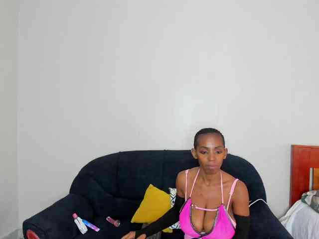 Aalisha-Jade webcam