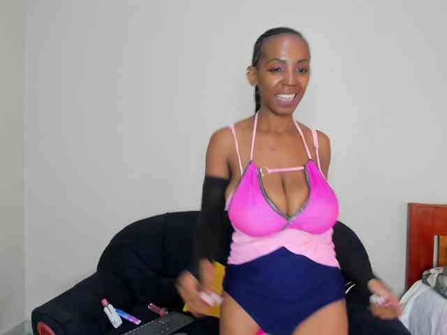 Aalisha-Jade webcam