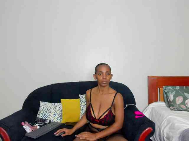 Aalisha-Jade webcam