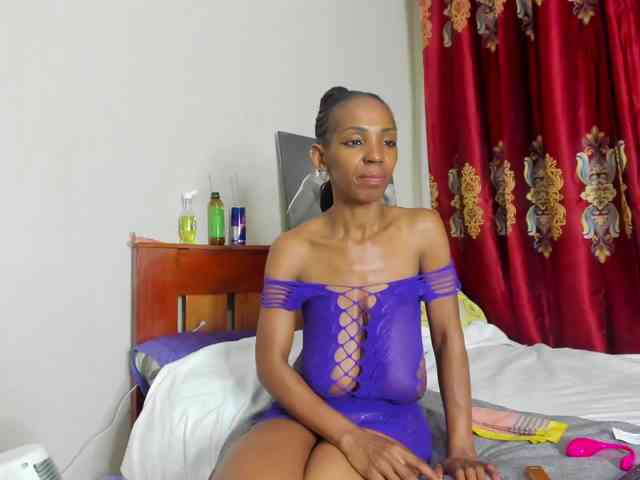Aalisha-Jade webcam