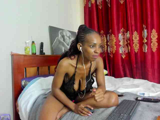 Aalisha-Jade webcam