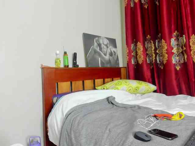 Aalisha-Jade webcam
