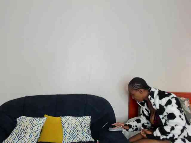 Aalisha-Jade webcam