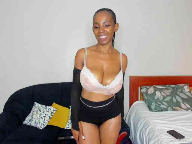 Aalisha-Jade webcam
