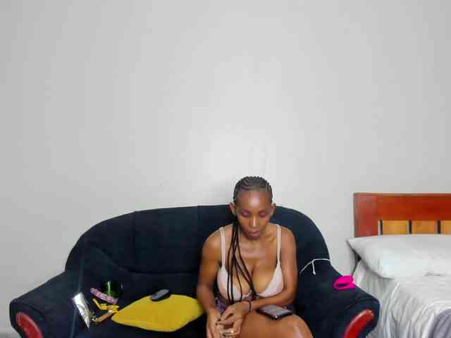 Aalisha-Jade webcam