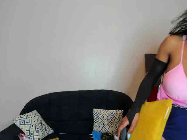 Aalisha-Jade webcam