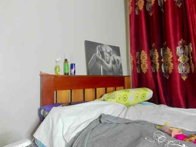 Aalisha-Jade webcam