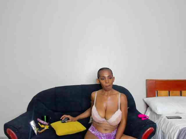 Aalisha-Jade webcam