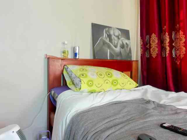 Aalisha-Jade webcam