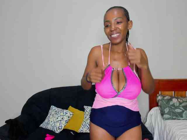 Aalisha-Jade webcam