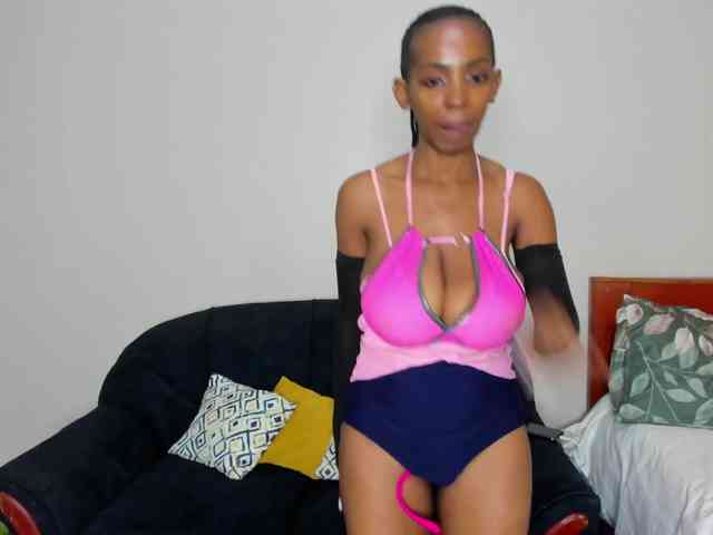 Aalisha-Jade webcam