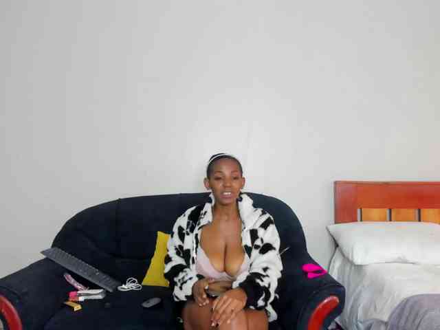 Aalisha-Jade webcam