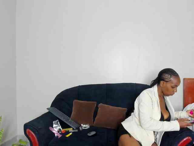 Aalisha-Jade webcam