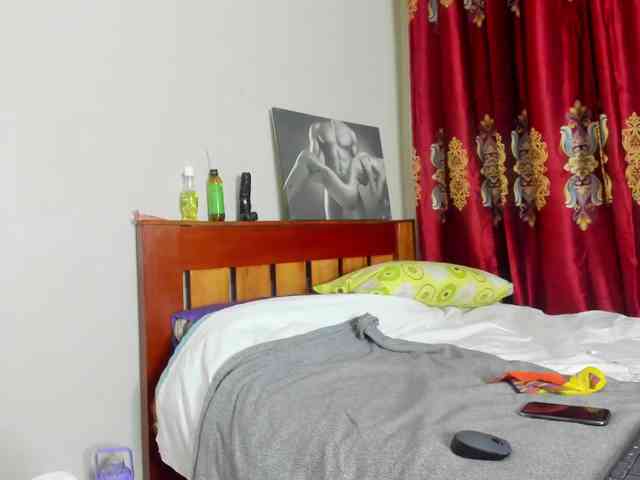 Aalisha-Jade webcam