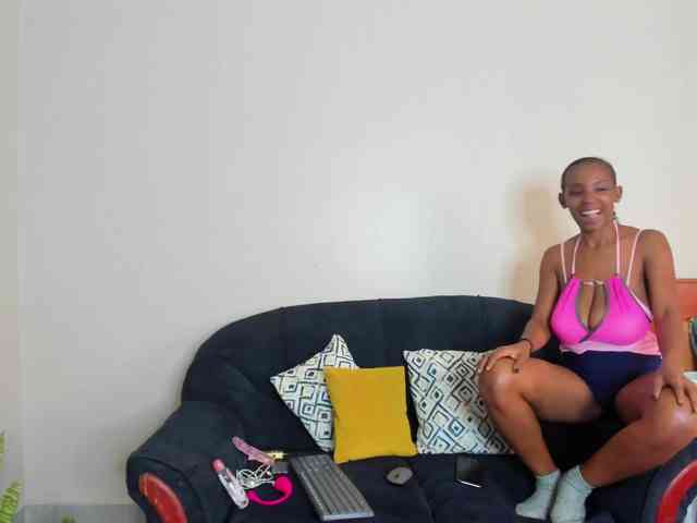 Aalisha-Jade webcam