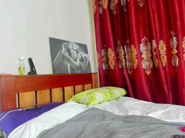 Aalisha-Jade webcam