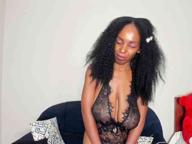 Aalisha-Jade webcam