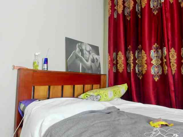 Aalisha-Jade webcam