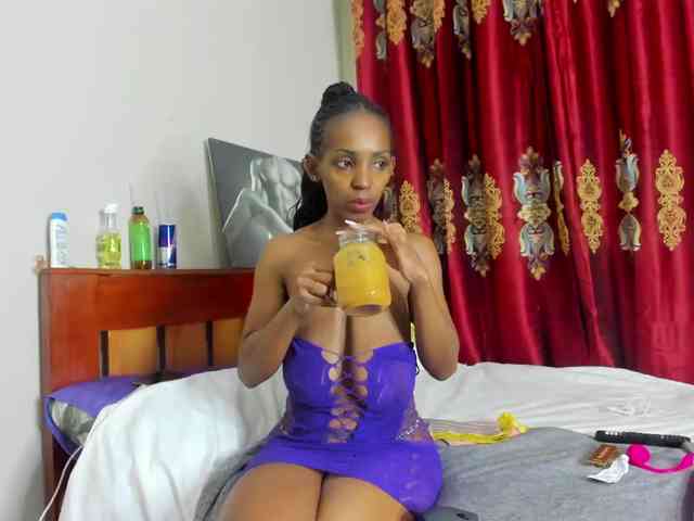 Aalisha-Jade webcam