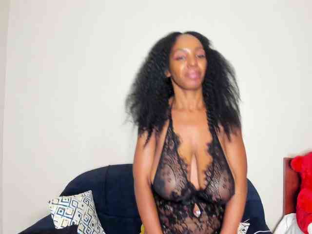 Aalisha-Jade webcam