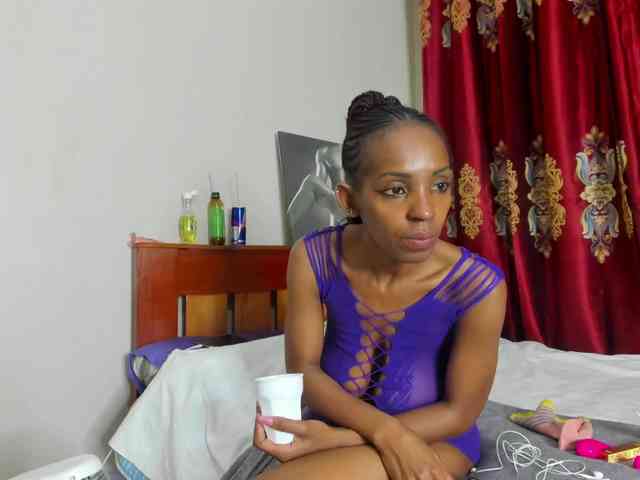 Aalisha-Jade webcam