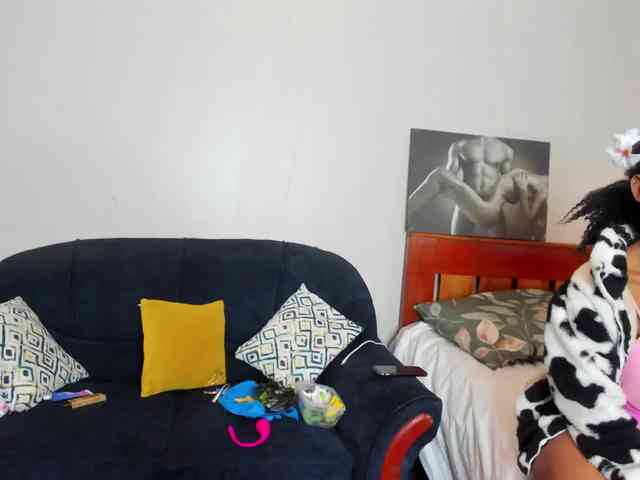 Aalisha-Jade webcam