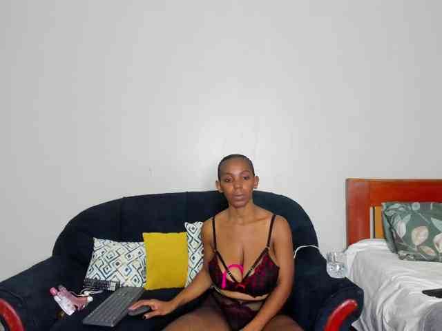 Aalisha-Jade webcam