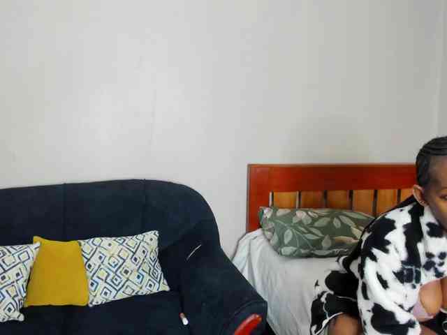 Aalisha-Jade webcam