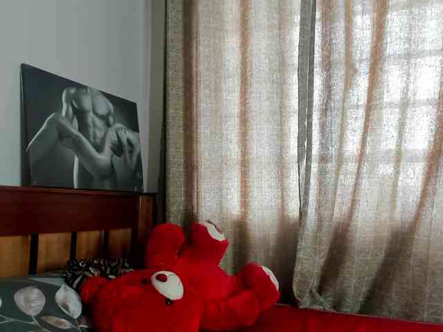 Aalisha-Jade Aalisha-Jade