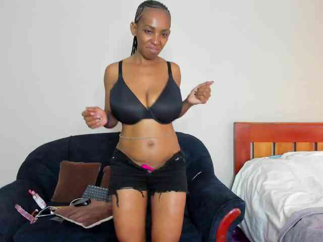 Aalisha-Jade webcam