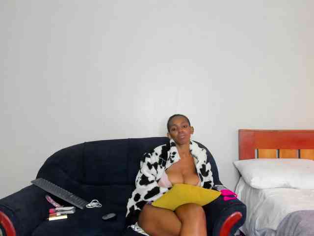 Aalisha-Jade webcam