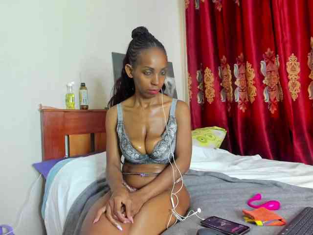 Aalisha-Jade webcam