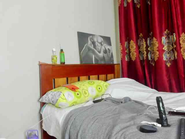 Aalisha-Jade webcam