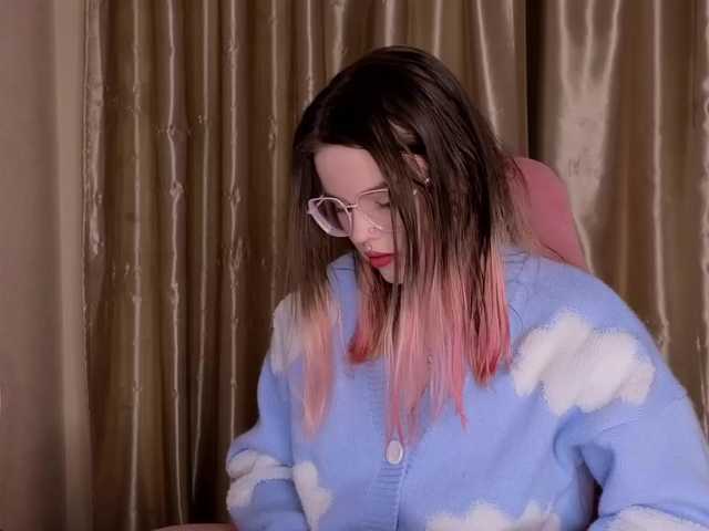 HannaCristal's BongaCams show and profile