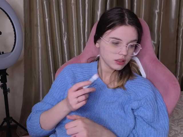 HannaCristal's BongaCams show and profile