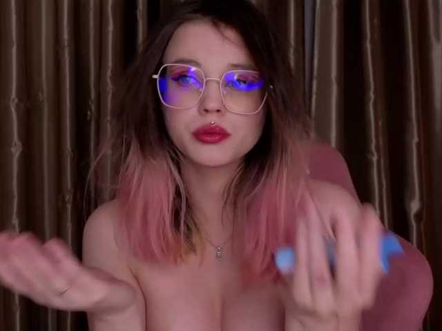 HannaCristal's BongaCams show and profile