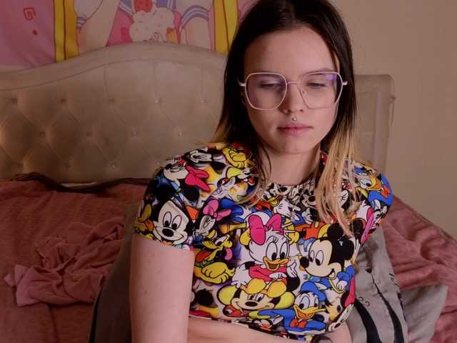 HannaCristal's BongaCams show and profile